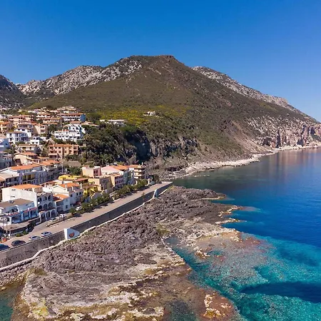 Holiday home In - Nuoro