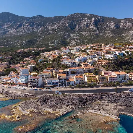 In - Nuoro Holiday home Cala Gonone